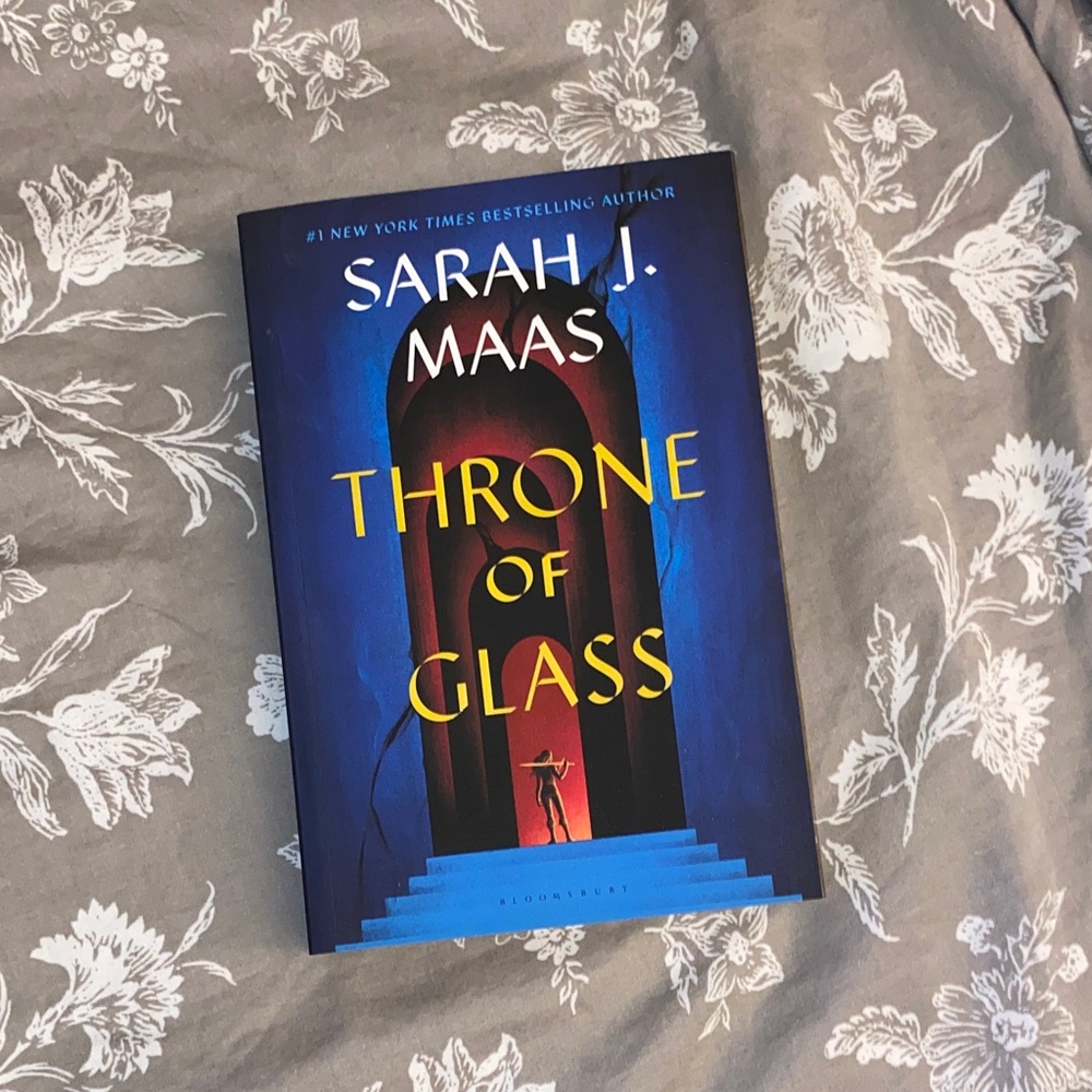 Throne of Glass Book by Sarah J. Maas